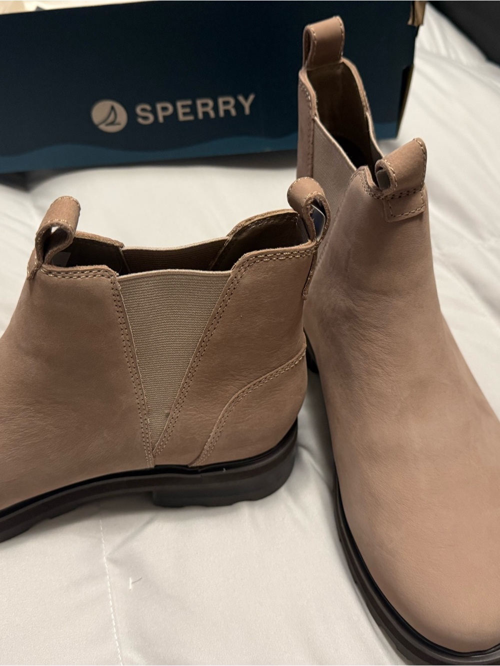 Sperry Women's Chelsea Ankle Boots in Taupe Nubuck